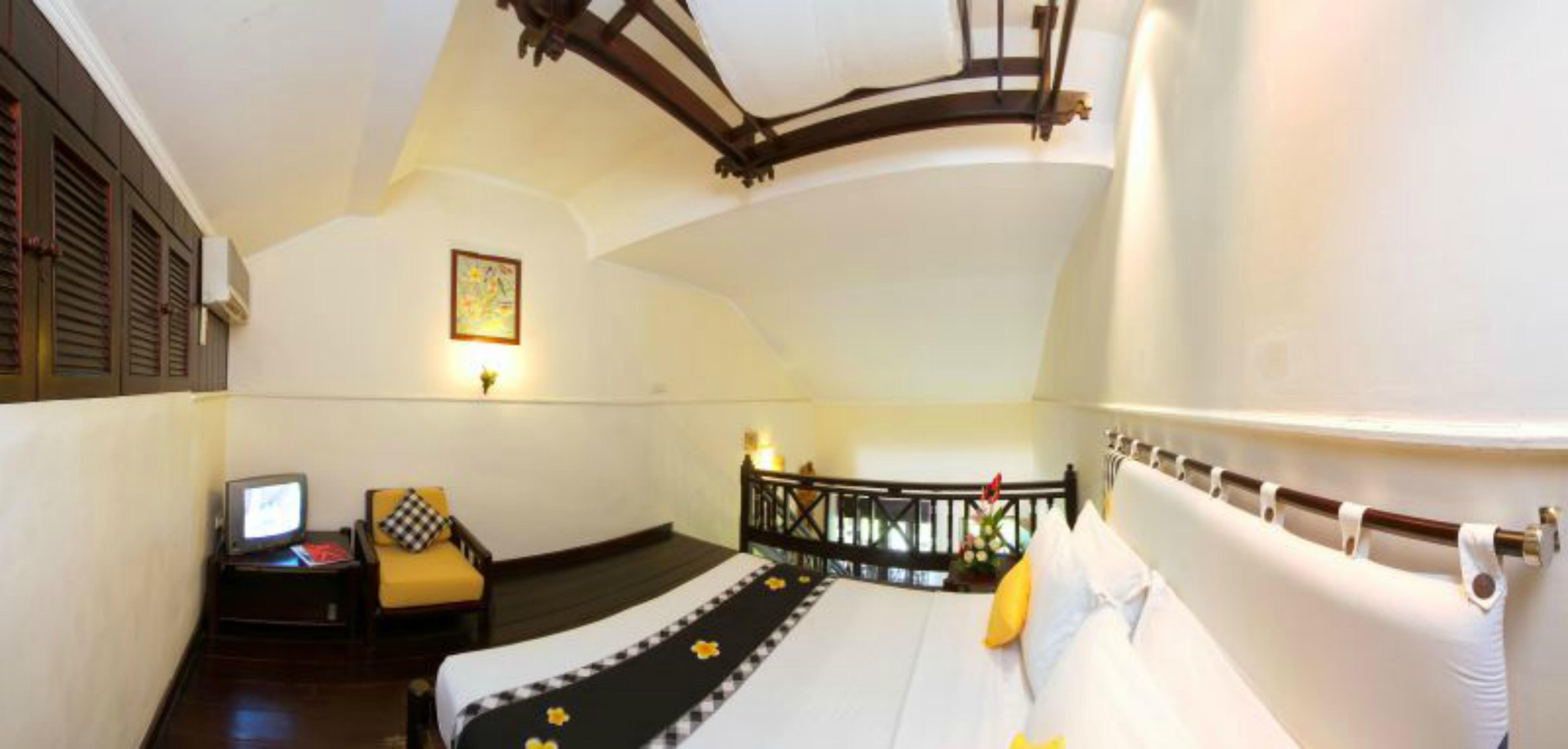 Legian Beach Hotel Exterior foto