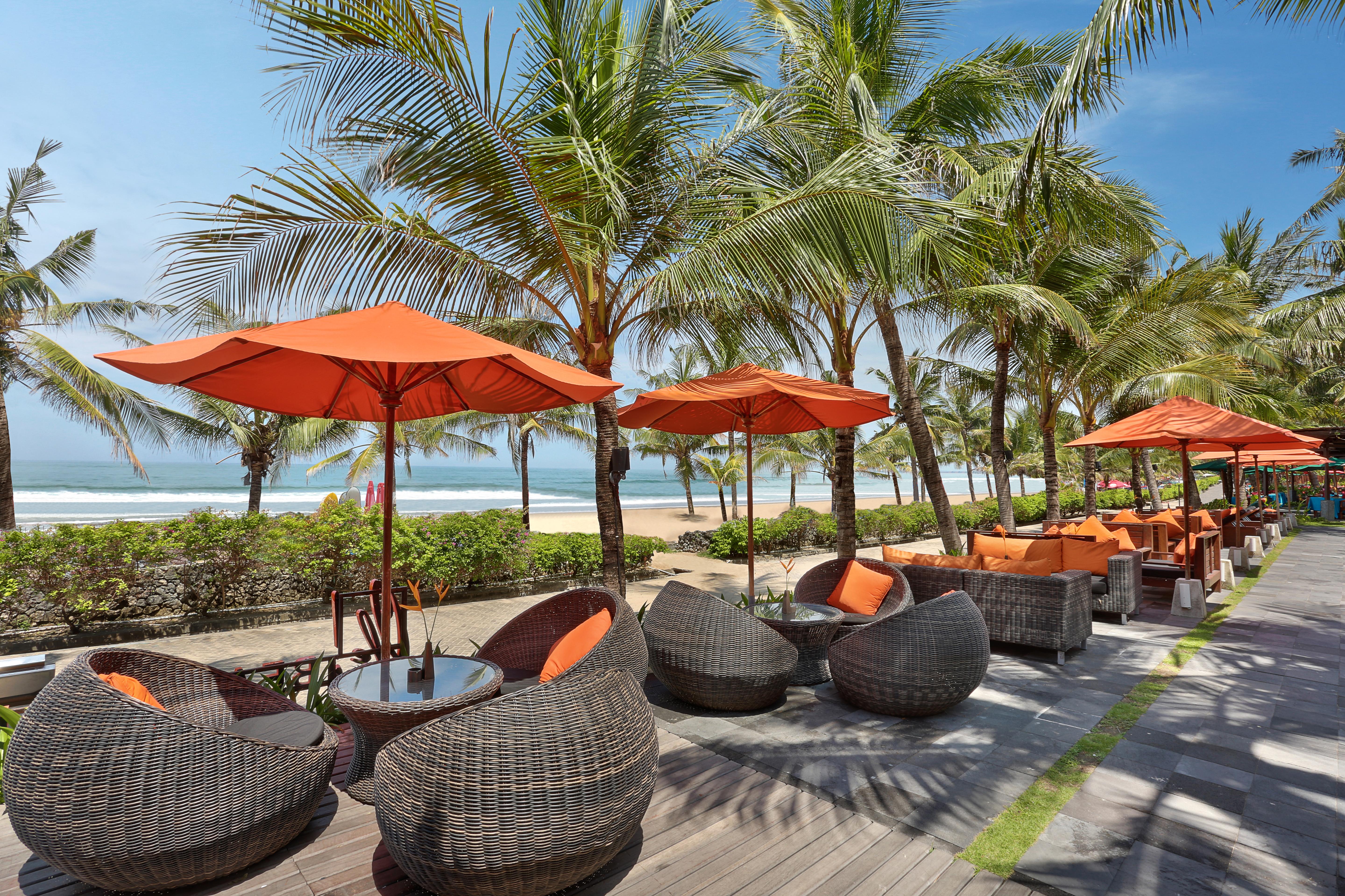 Legian Beach Hotel Exterior foto