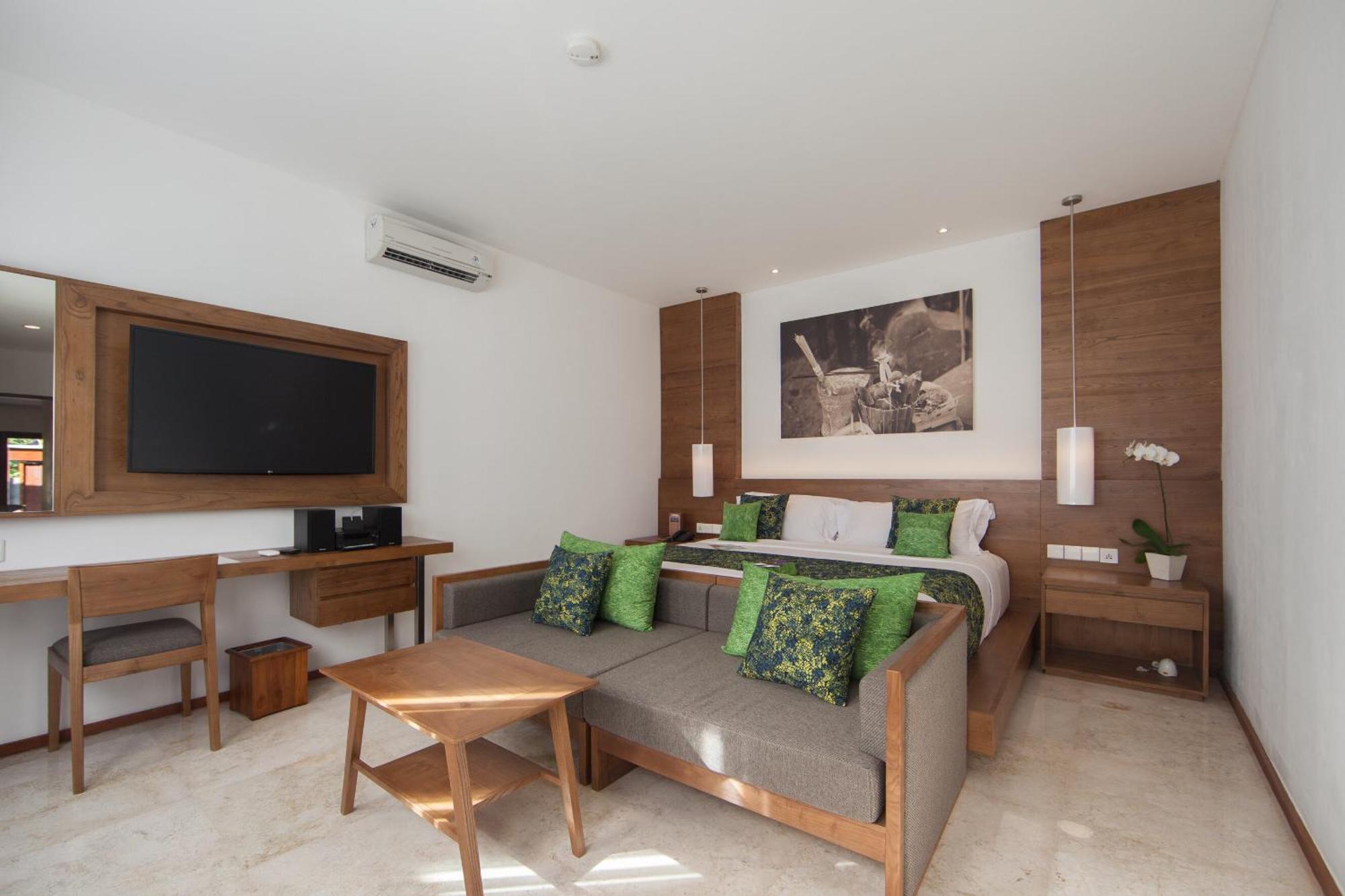 Legian Beach Hotel Exterior foto
