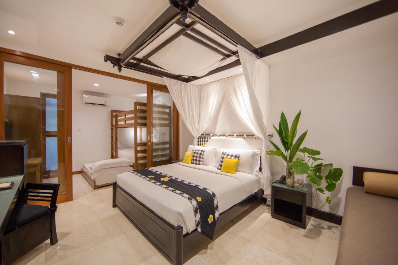 Legian Beach Hotel Exterior foto